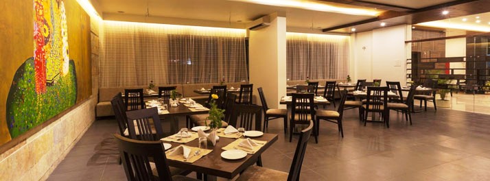 1921/Hotel Chaitali - Kolhapur 06.jpg